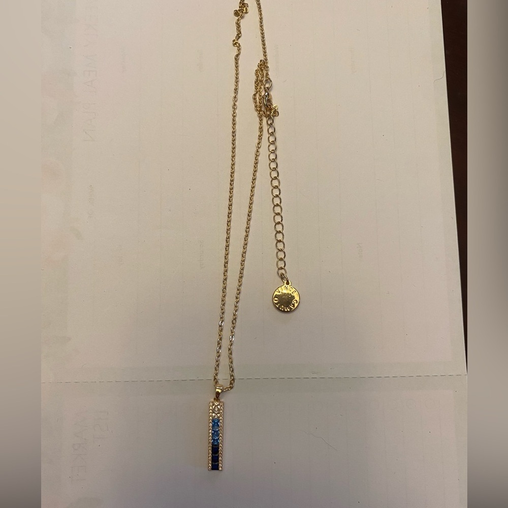 NWOT Vince Camuto Tricolor Stone Pendant Necklace- Sold Out Online! - Picture 4 of 9